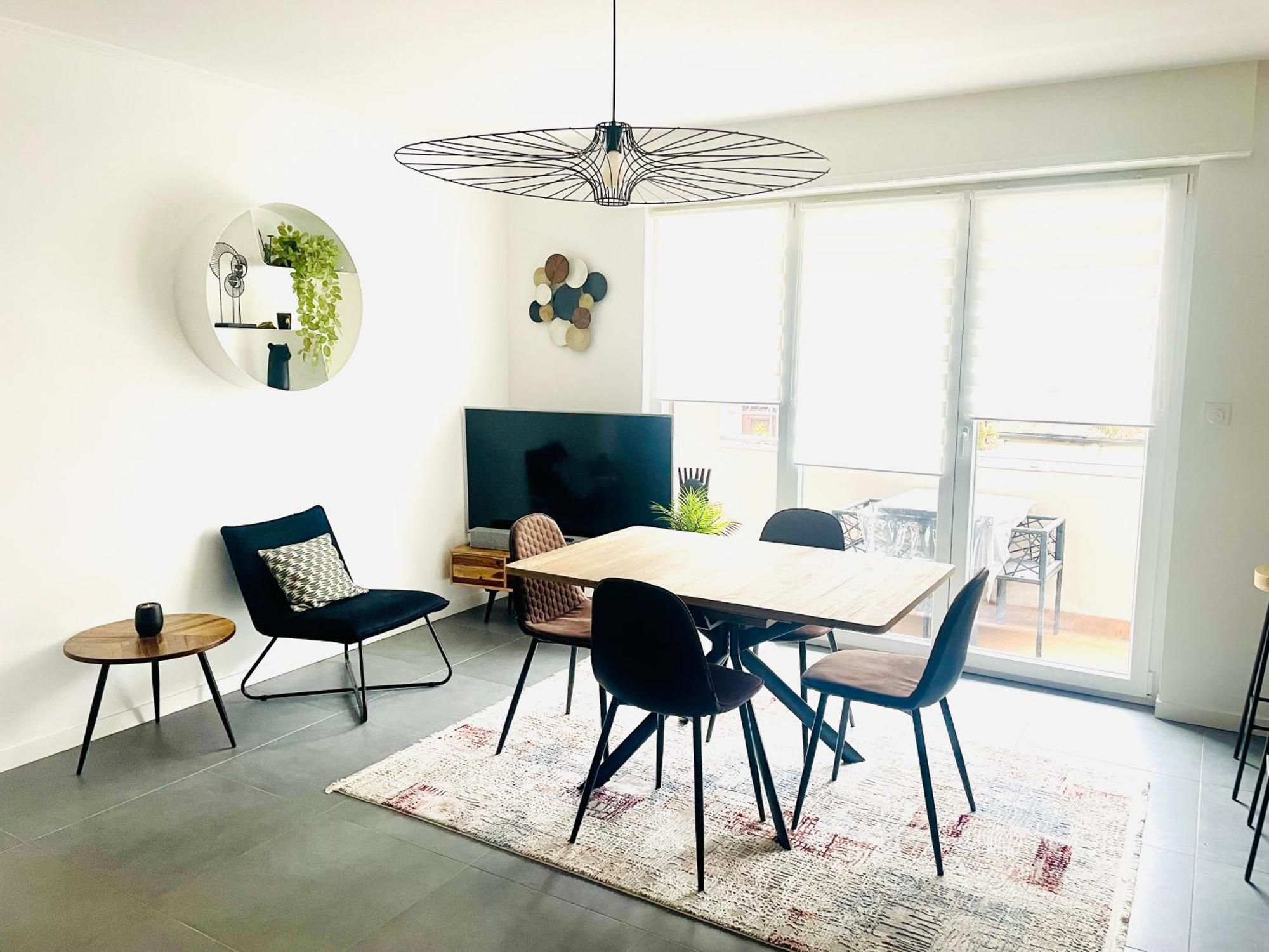Appartement De Standing Proche Centre Ville Et Gare Mulhouse Kültér fotó